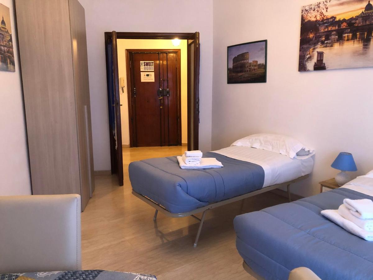 The Colours Of Rome Hotel Bagian luar foto