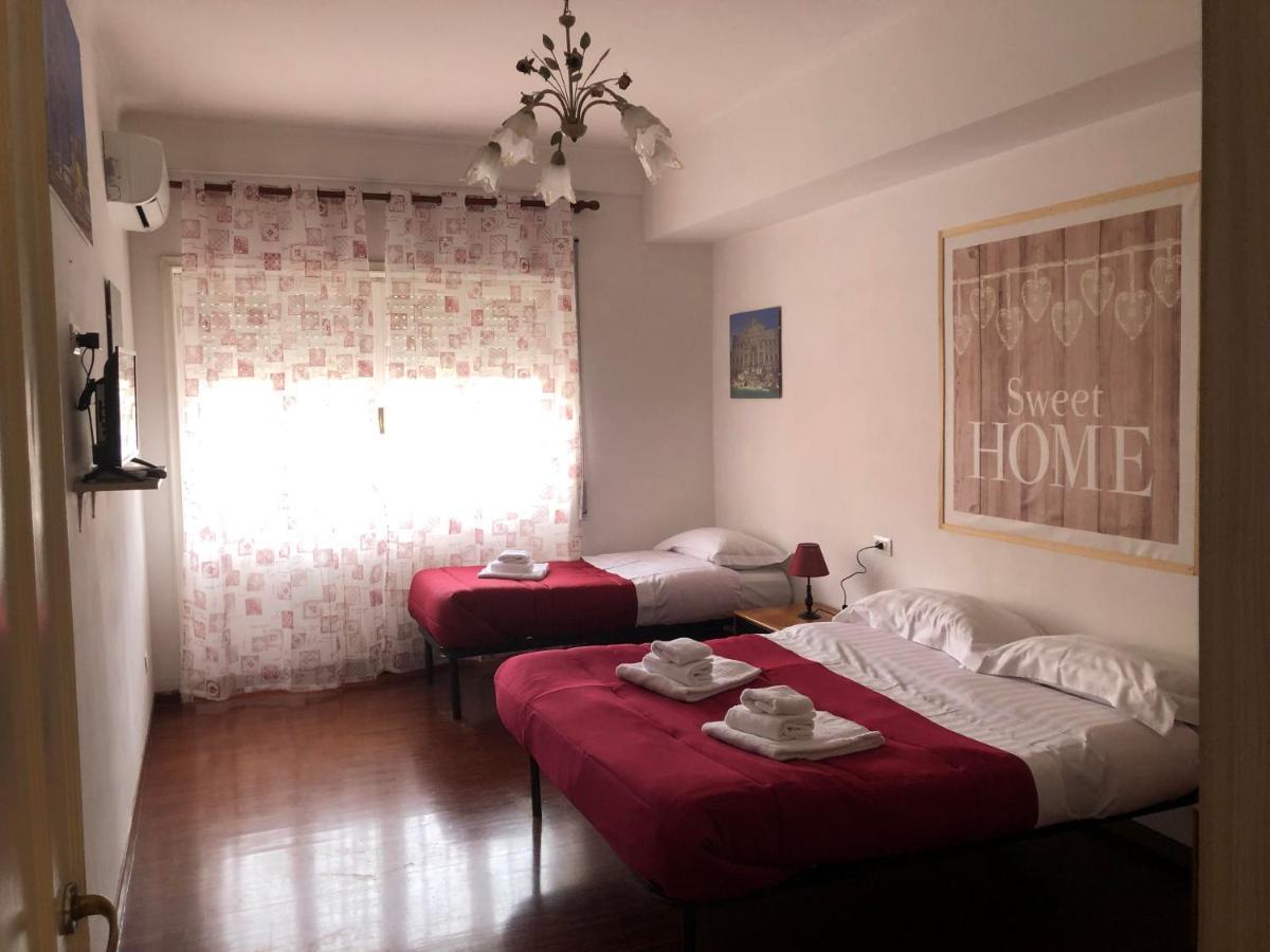 The Colours Of Rome Hotel Bagian luar foto