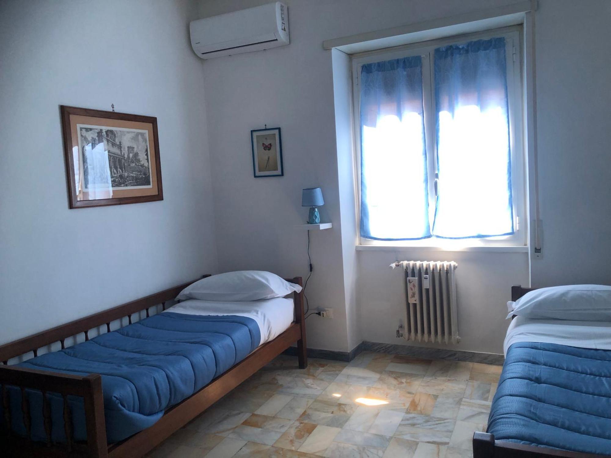 The Colours Of Rome Hotel Bagian luar foto