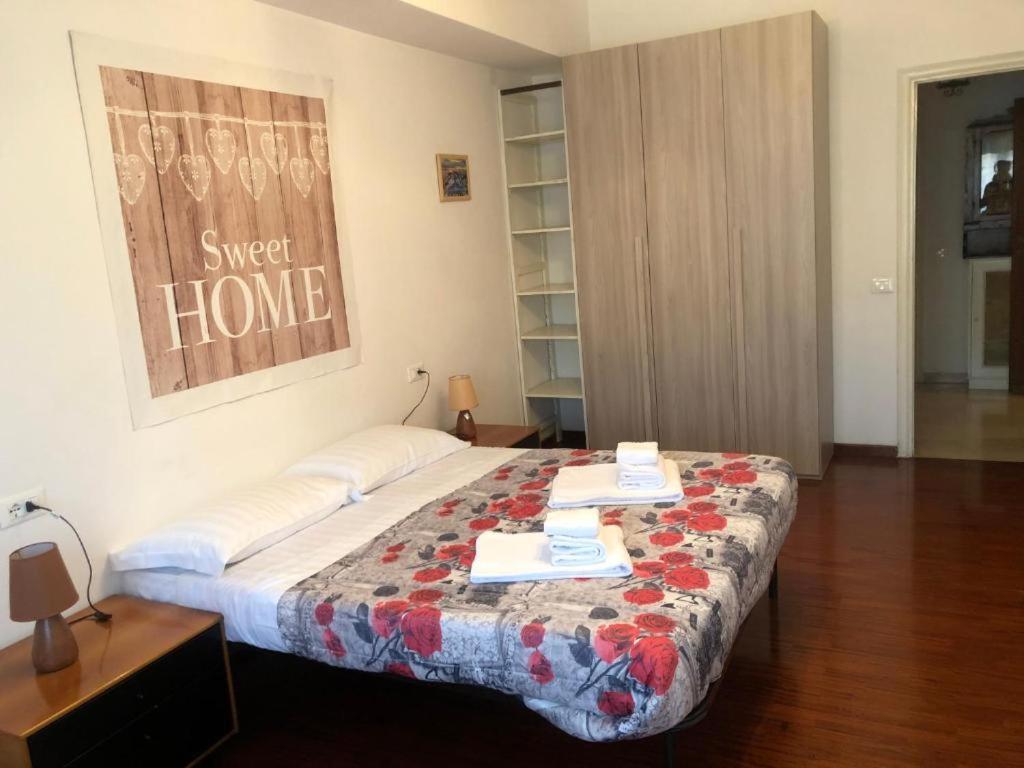 The Colours Of Rome Hotel Bagian luar foto